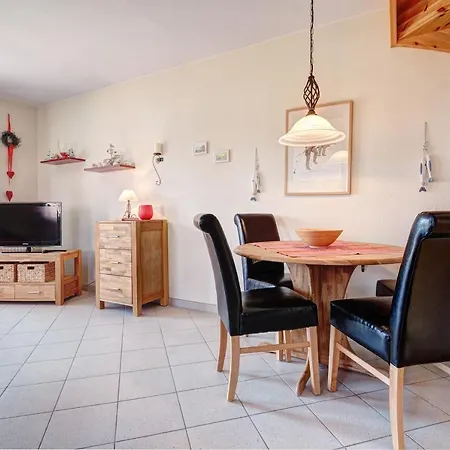 Holiday home Haus Korsar - Nordseebad Burhave